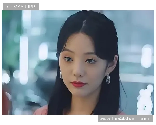 娱乐圈新星崛起 某女演员突破演技瓶颈获导演高度评价 未来可期 娱乐圈新星崛起 某女演员突破演技瓶颈获导演高度评价 未来可期