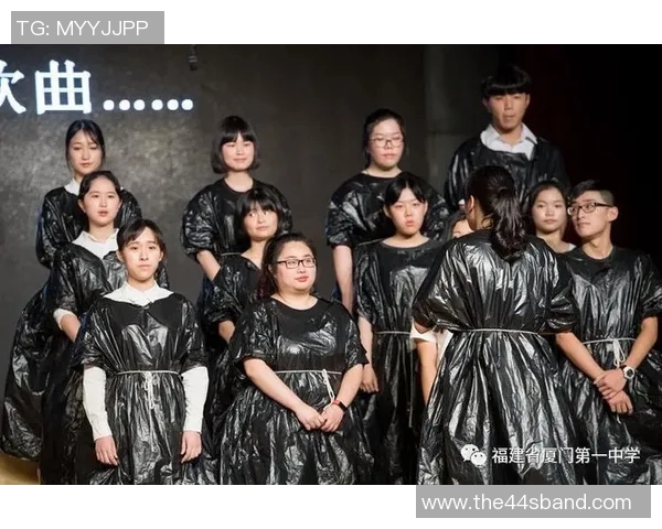 武汉街舞队技术探讨与创新实践的深度分析与发展展望 武汉街舞队技术探讨与创新实践的深度分析与发展展望