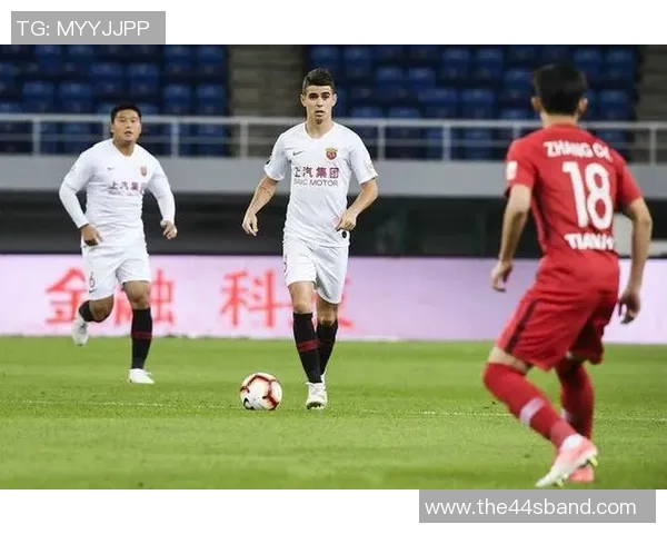 重庆乒乓球队的防守策略与失误分析探讨乒乓球比赛中的关键因素 重庆乒乓球队的防守策略与失误分析探讨乒乓球比赛中的关键因素